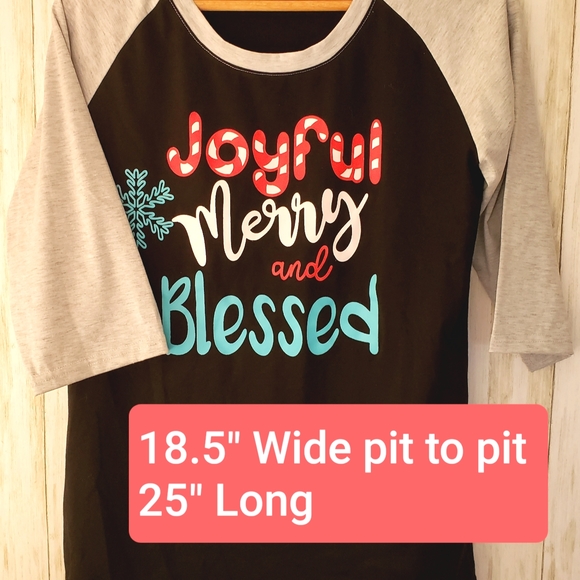 Holiday Raglan Tee Joyful Merry and Blessed Black & Gray Size Small NWOT - Picture 5 of 6